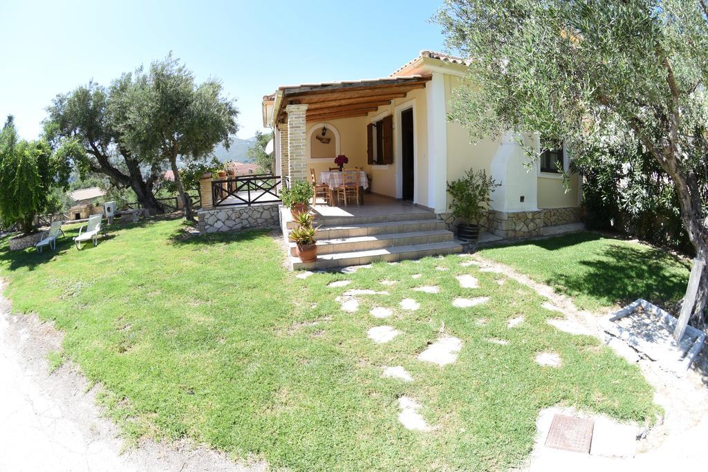 Yannis' Village Keri Exterior foto